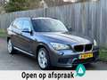 BMW X1 SDrive20i Aut8 High Executive M-Sport NAP+APK! Grijs - thumbnail 2