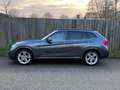 BMW X1 SDrive20i Aut8 High Executive M-Sport NAP+APK! Grijs - thumbnail 3