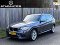 BMW X1 SDrive20i Aut8 High Executive M-Sport NAP+APK! Grijs - thumbnail 1