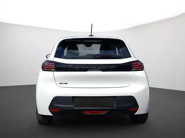 Peugeot 208 view 3