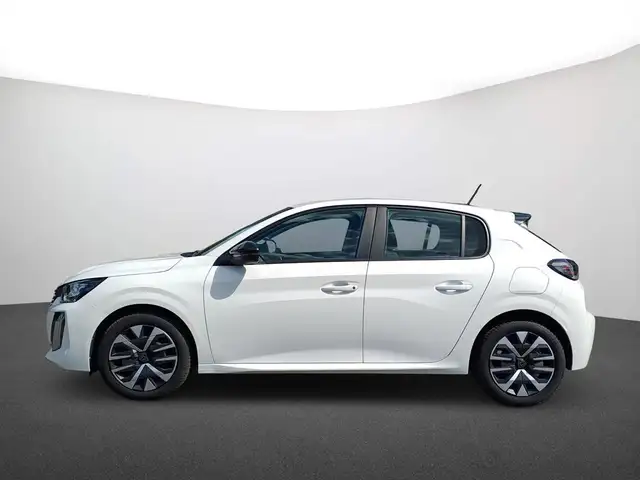 Peugeot 208 view 4