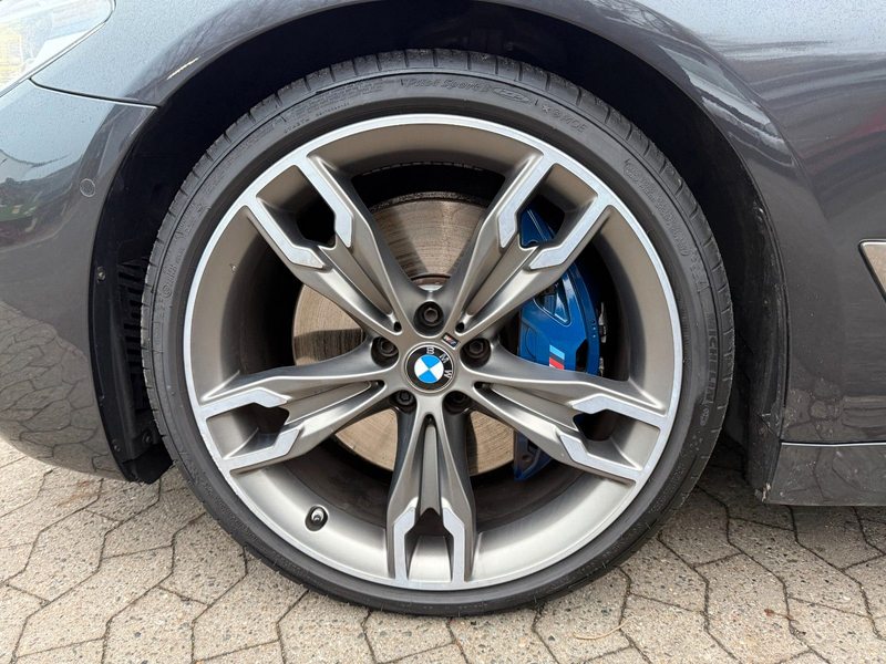 BMW 550 5 Touring M550 d xDrive*1. HAND*HEAD*GARANT — photo 6