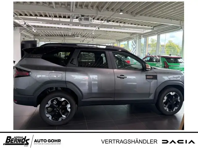 Dacia Bigster view 3