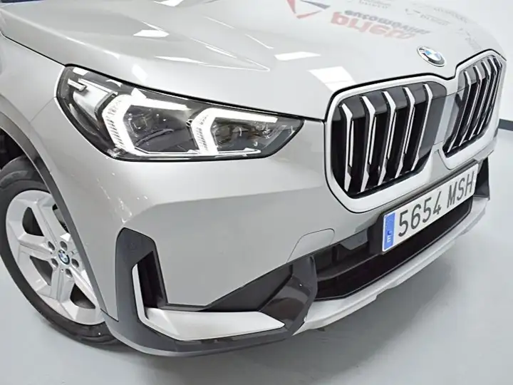 BMW X1 2024, foto 40
