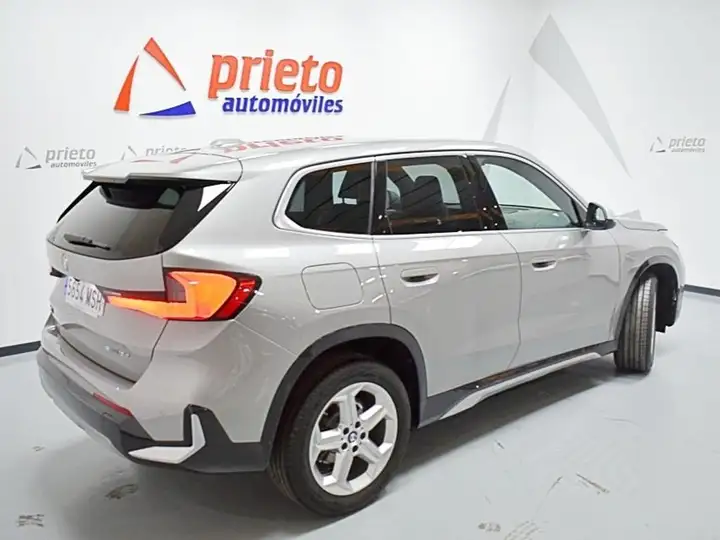 BMW X1 2024, foto 36