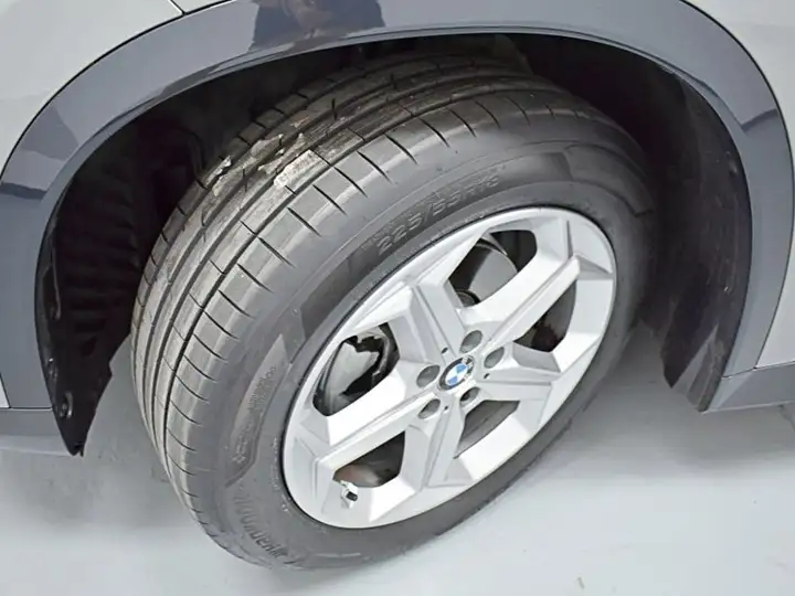 BMW X1 2024, foto 47