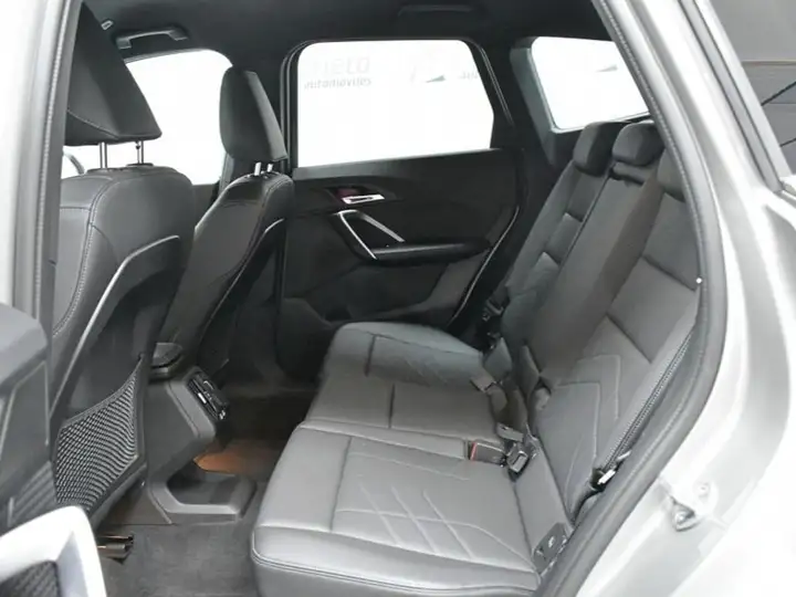 BMW X1 2024, foto 32