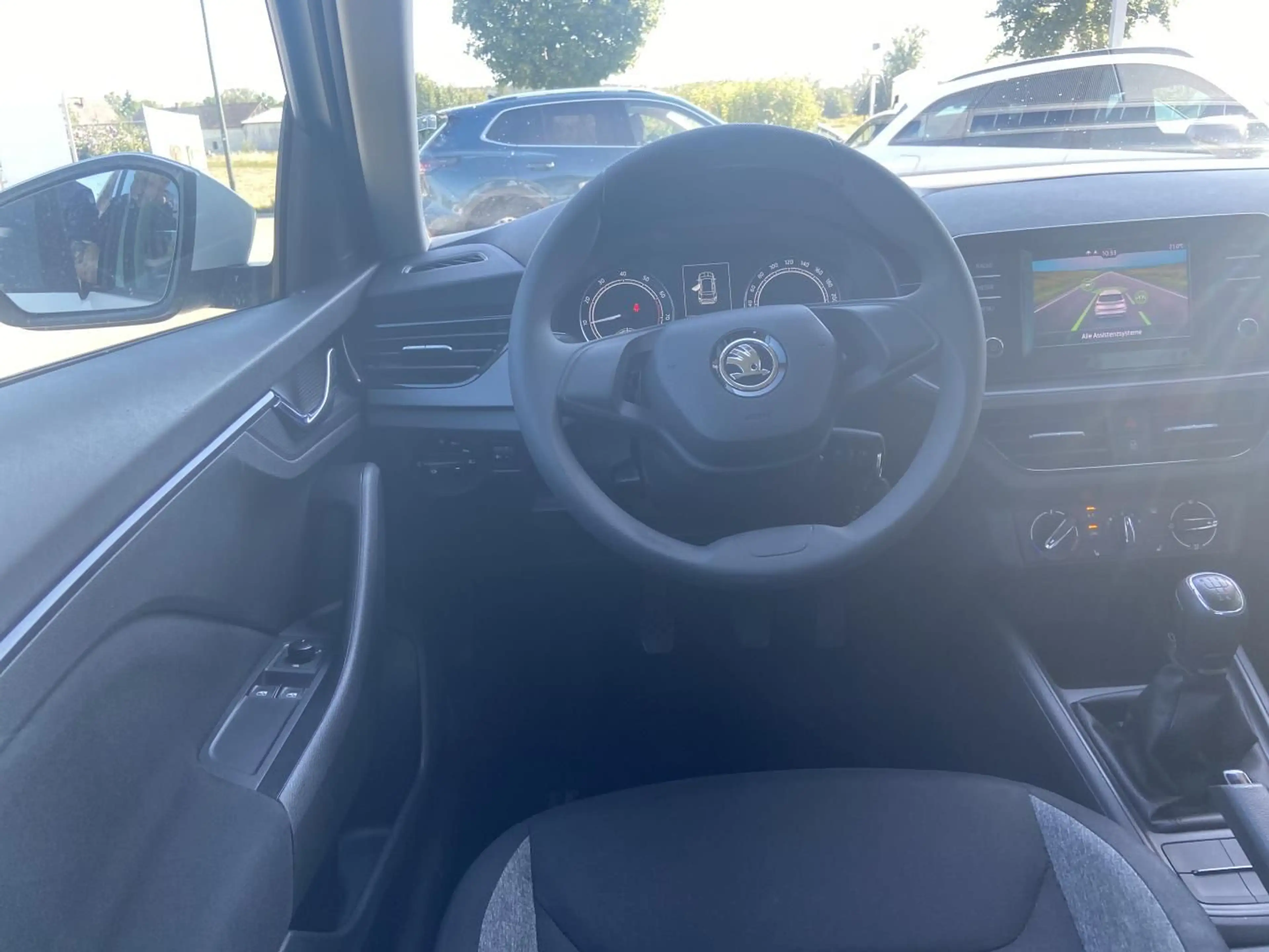 Skoda Kamiq 1.0 TSI SMART-LINK+LED+DAB+LANE-ASSIST+SHZ — photo 9