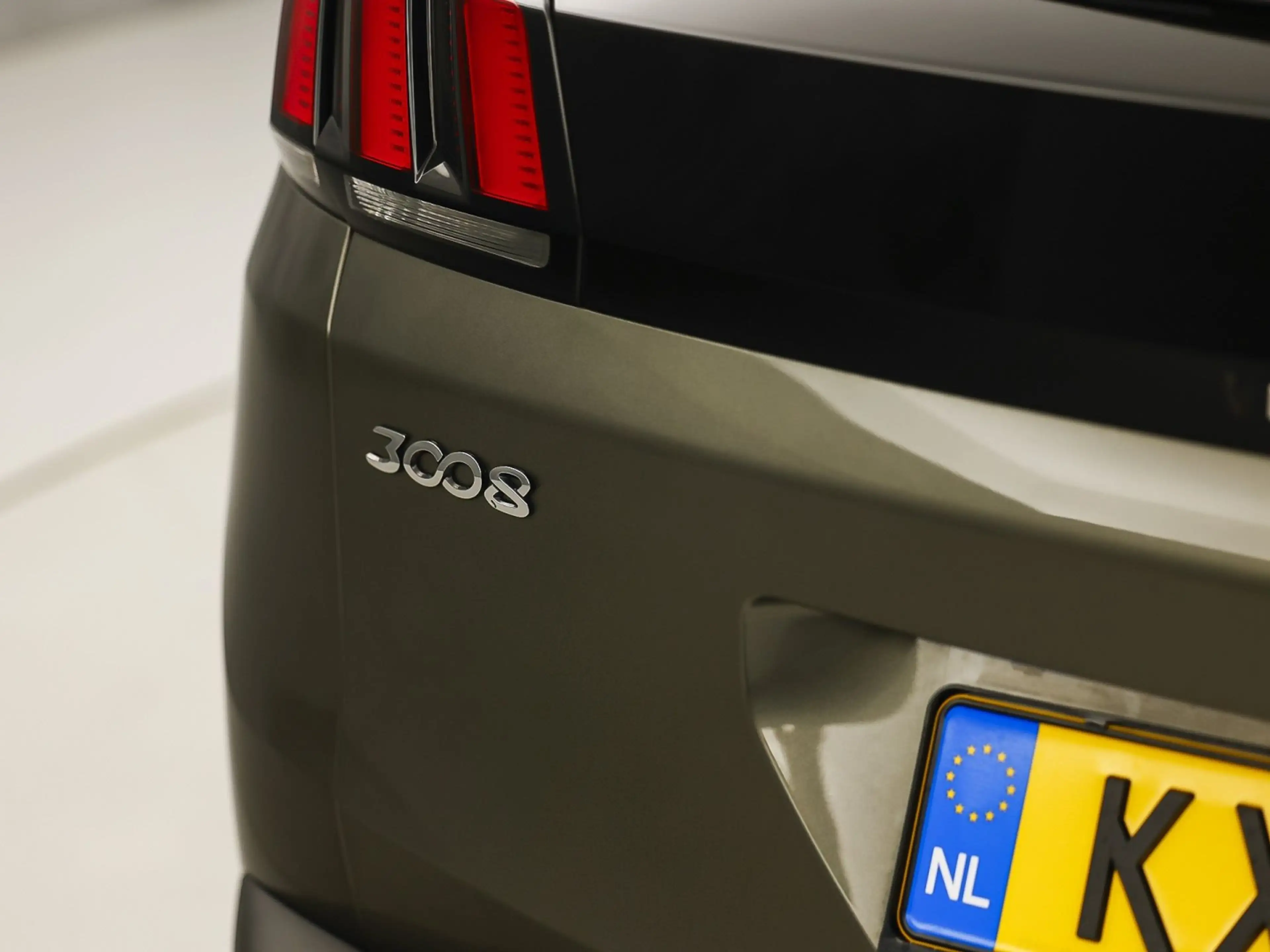 Peugeot 3008 1.2 PureTech Allure Sport Automaat (PANORAMADAK, A — photo 31