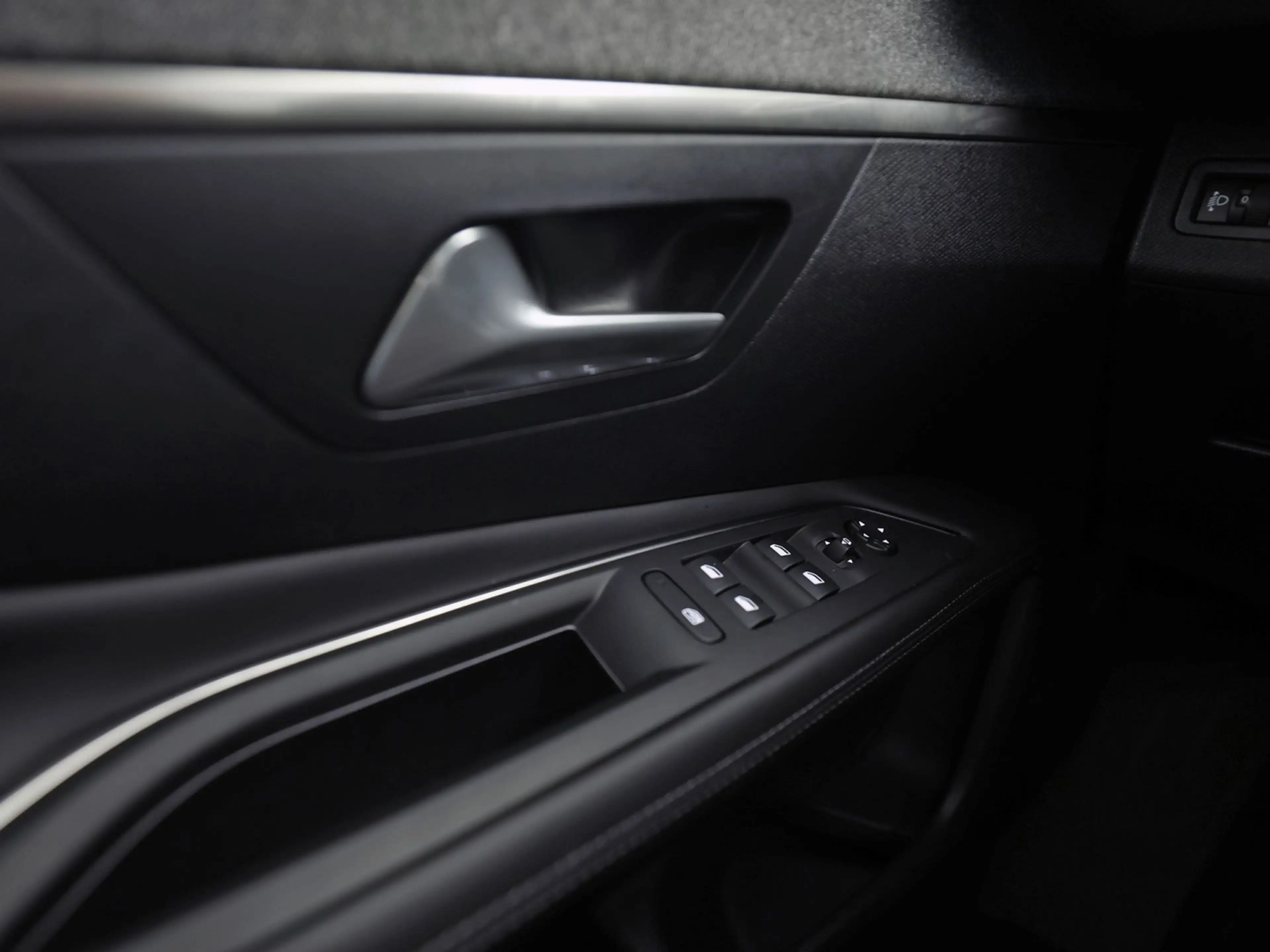 Peugeot 3008 1.2 PureTech Allure Sport Automaat (PANORAMADAK, A — photo 27