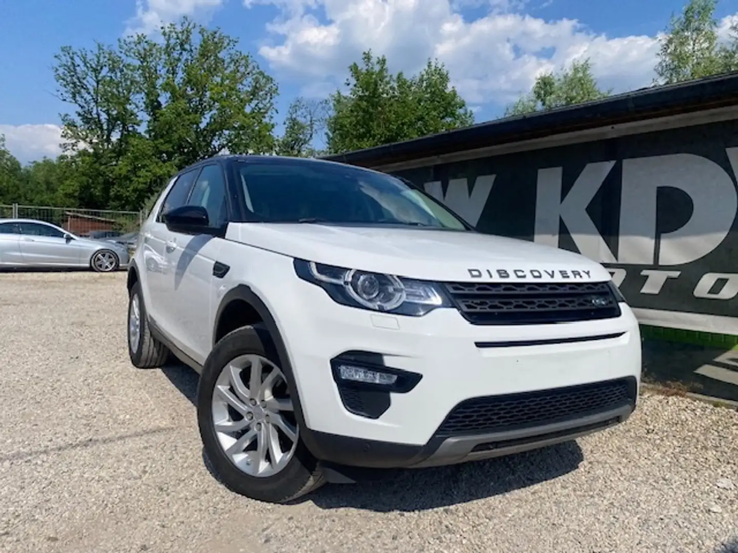 Land Rover Discovery Sport 2.0 TD4 Pure Blanc - 1