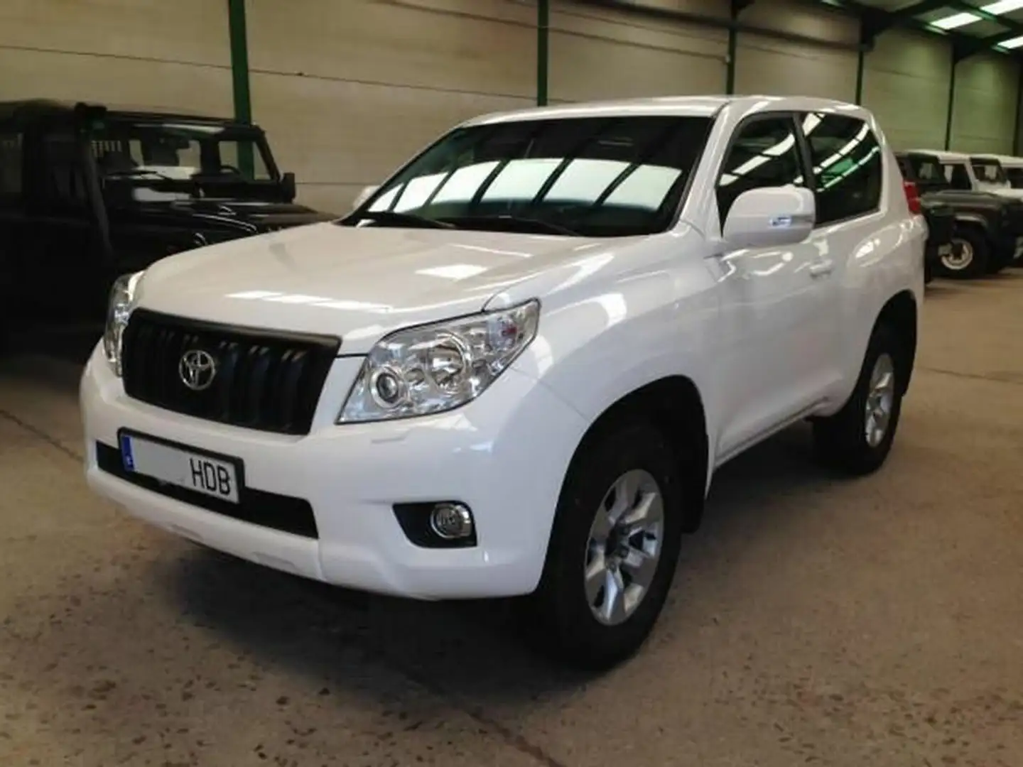 Toyota Land Cruiser D-4D VX White - 2