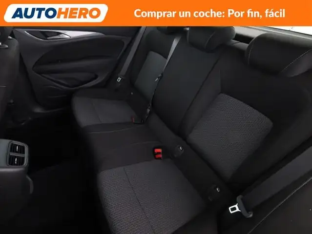 Opel Insignia view 15
