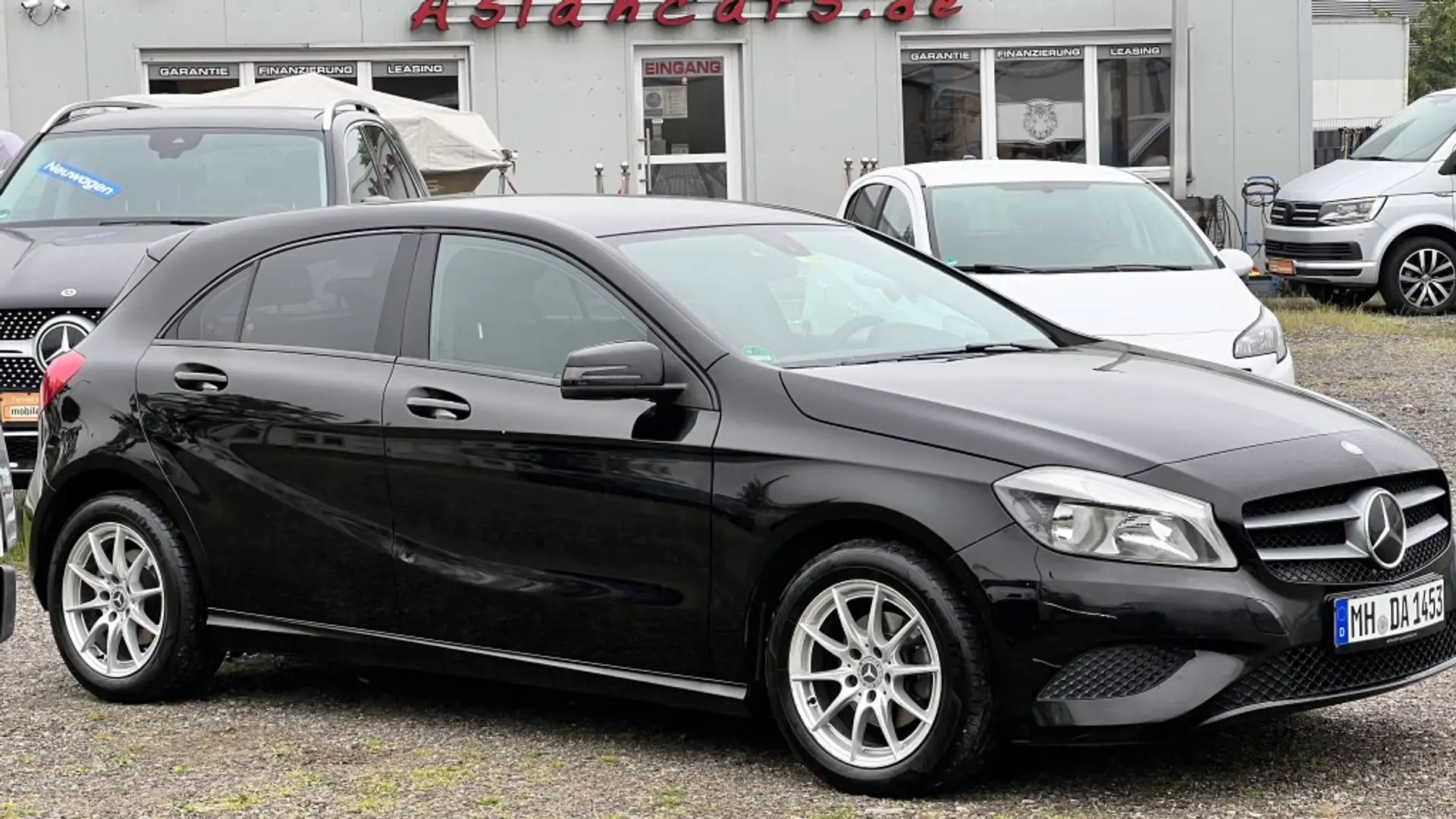 Mercedes-Benz A 180 BlueEfficiency Sitzhz.+Alufelgen+Fahrass. Black - 1