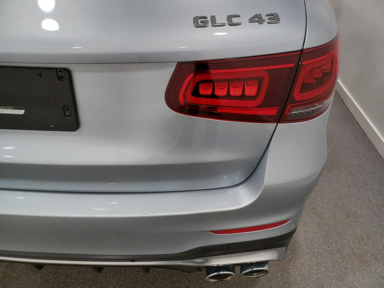 Mercedes-Benz GLC снимка Mercedes-Benz GLC