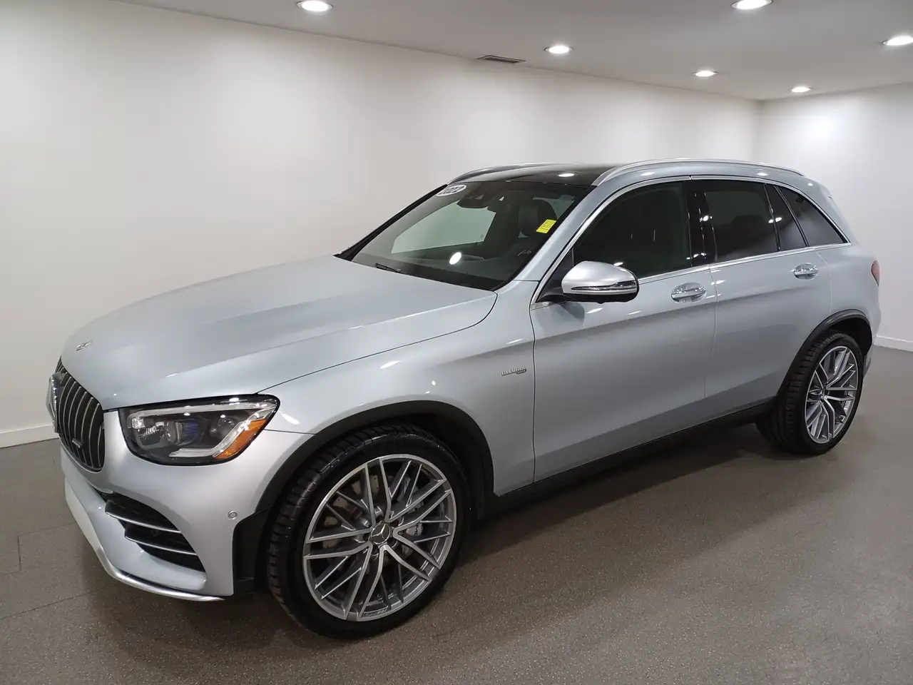 Mercedes-Benz GLC снимка Mercedes-Benz GLC