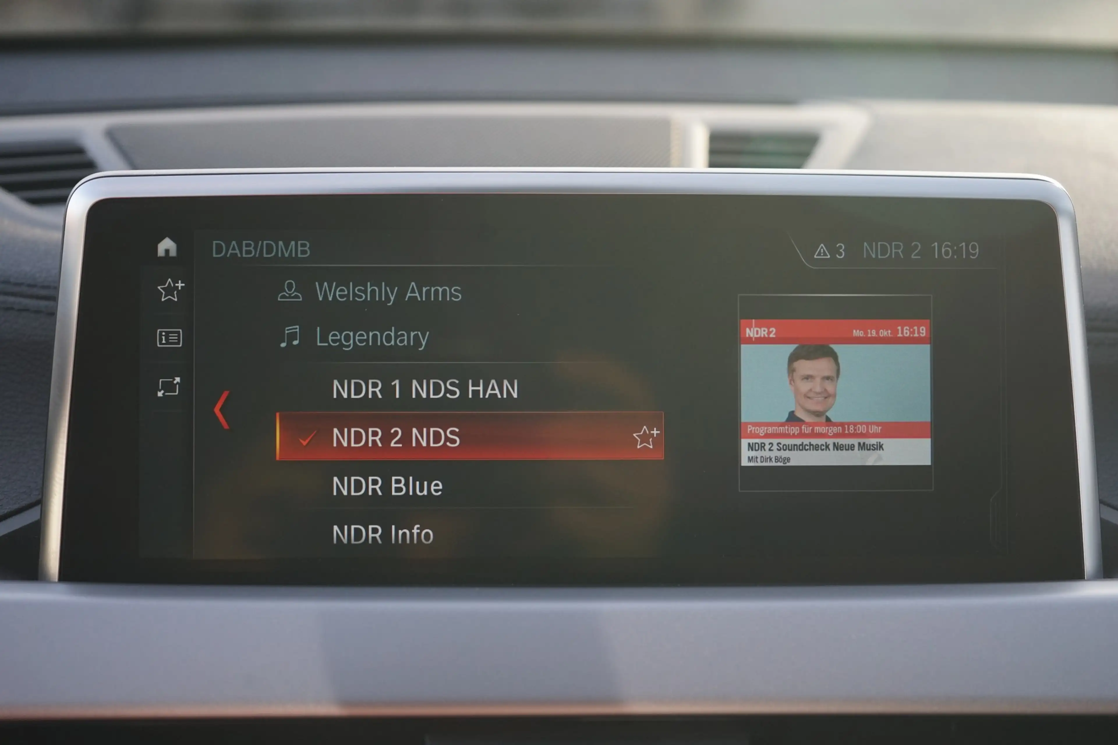 BMW X2 sDrive 20 i Advantage LED Navi Sitzheizung — photo 13