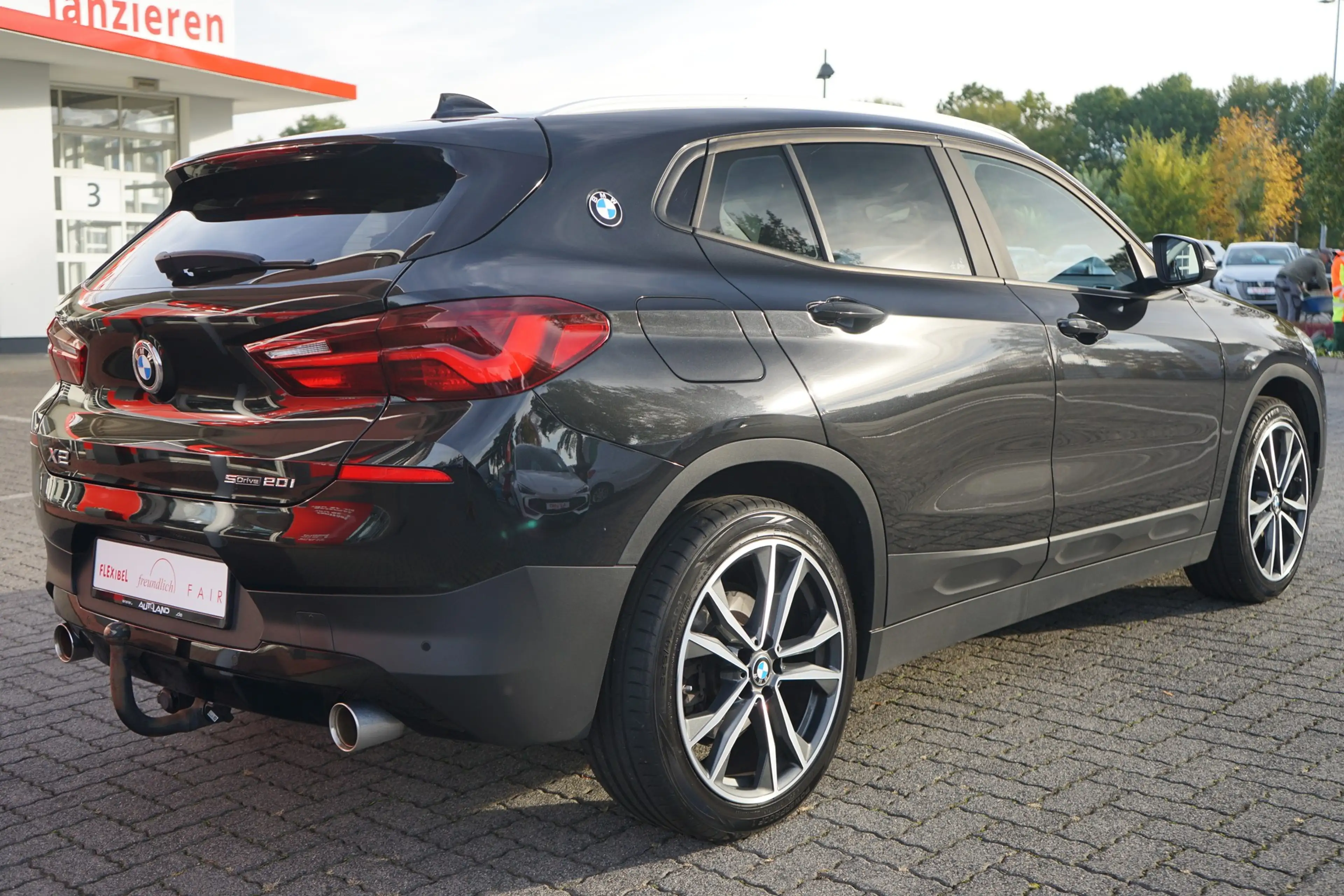 BMW X2 sDrive 20 i Advantage LED Navi Sitzheizung — photo 7