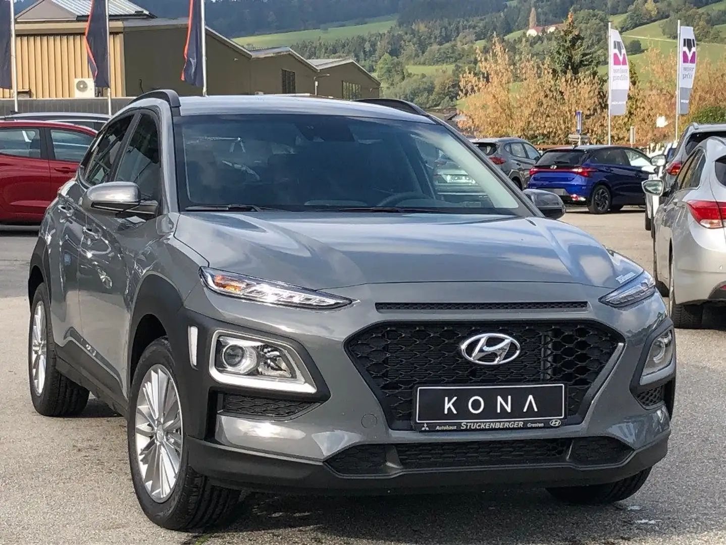 Hyundai KONA Level 3 Plus 1,0 T-GDi 2WD k0b30a Grau - 2