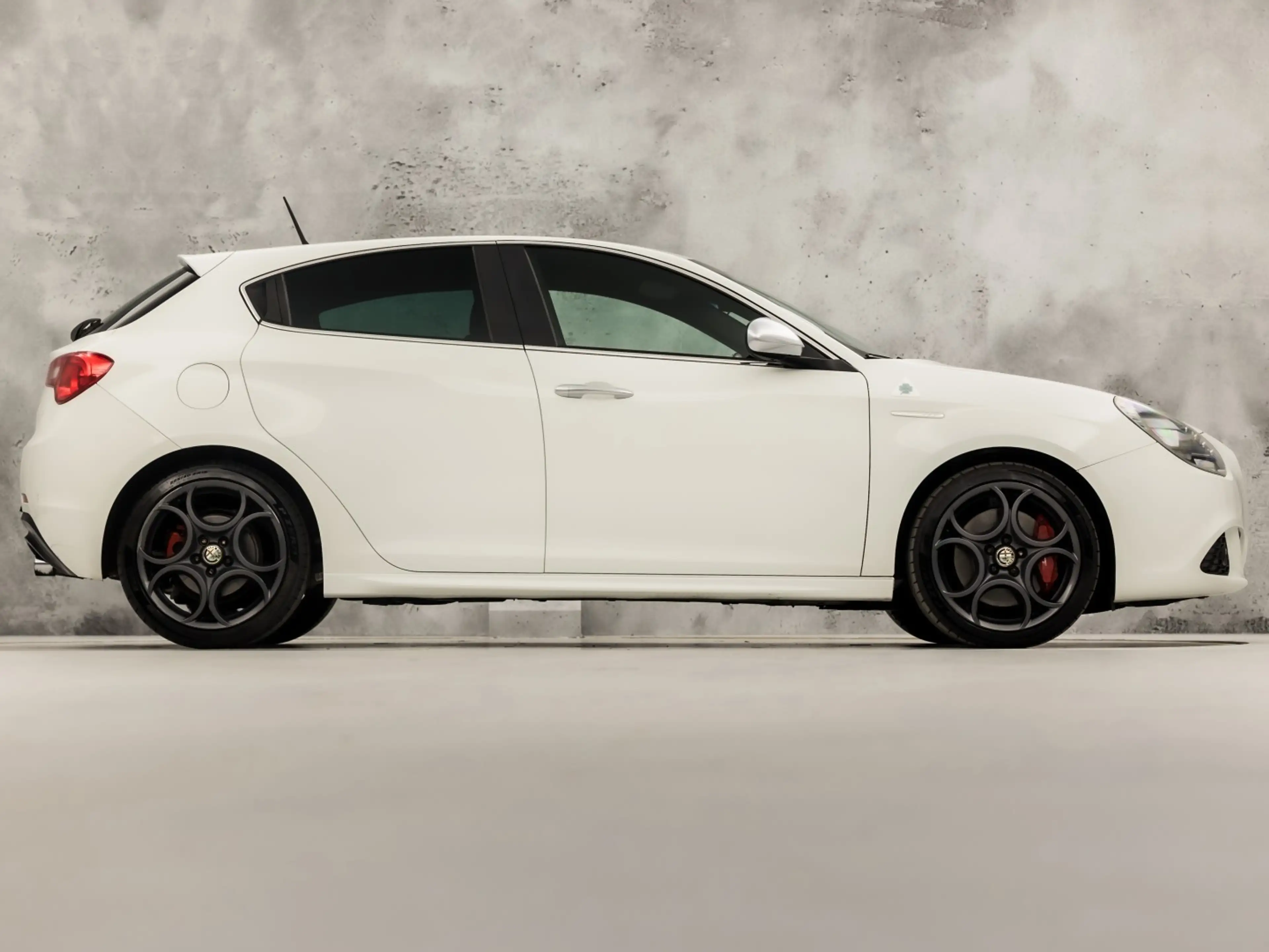 Alfa Romeo Giulietta 1.7 TBi Quadrifoglio Verde 235Pk (APPLE CARPLAY, C — photo 4