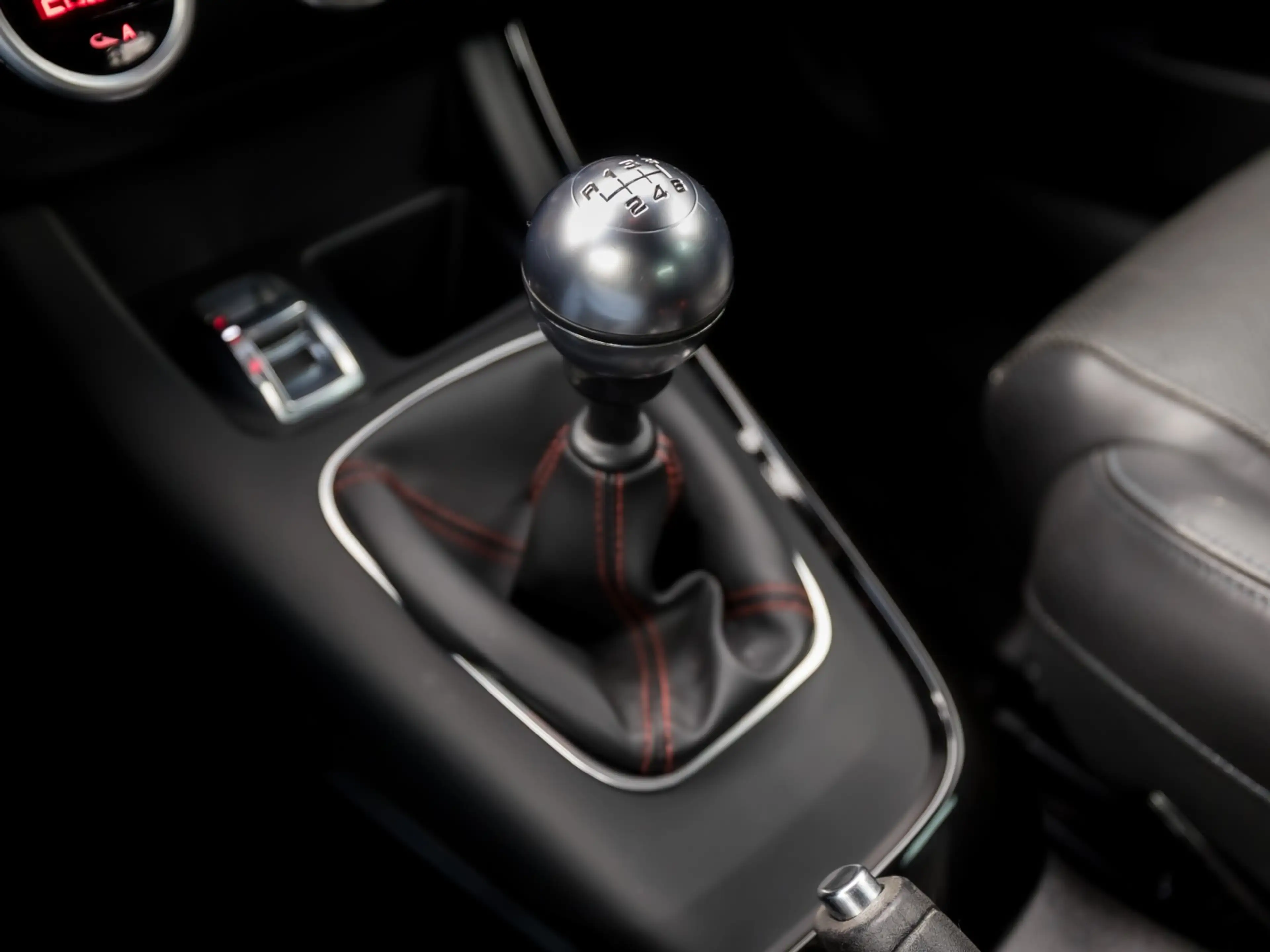 Alfa Romeo Giulietta 1.7 TBi Quadrifoglio Verde 235Pk (APPLE CARPLAY, C — photo 10