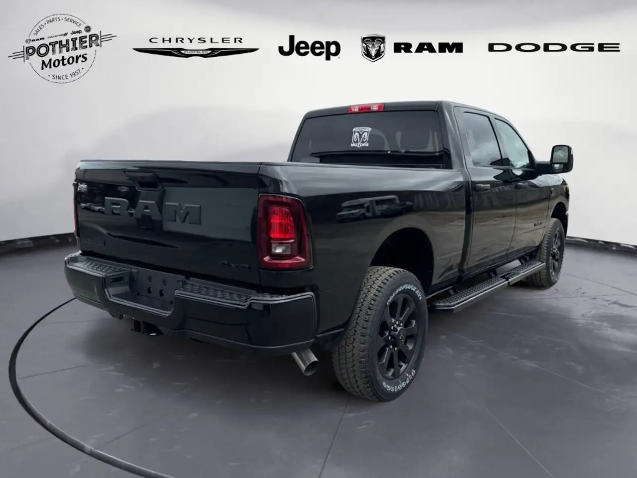 RAM 2500 снимка RAM 2500