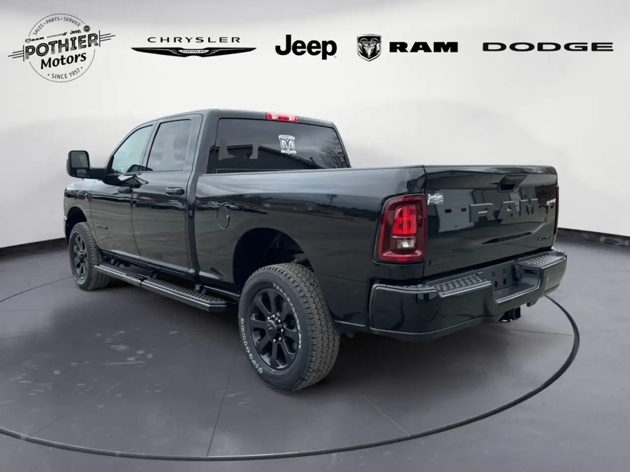 RAM 2500 снимка RAM 2500