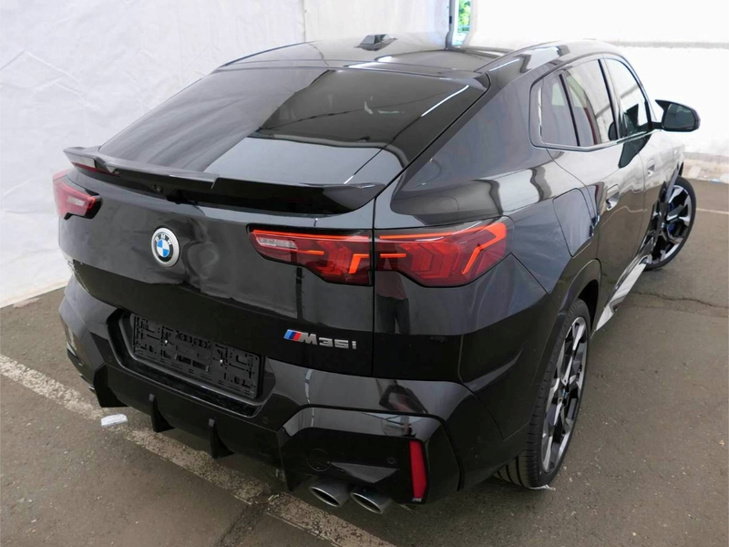 BMW X2 M35i xDrive A HUD AD Navi Leder Digitales Cockpit — photo 2