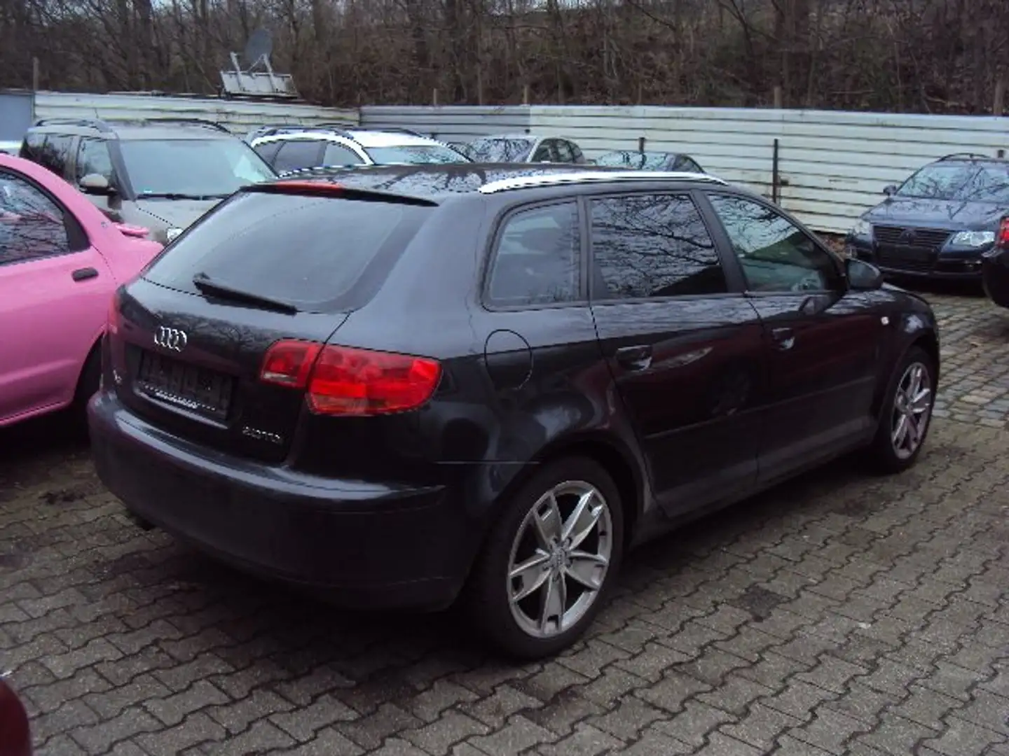 Audi A3 2.0 TDI Ambition (103kW)Automatik,P-Dach. Grigio - 1