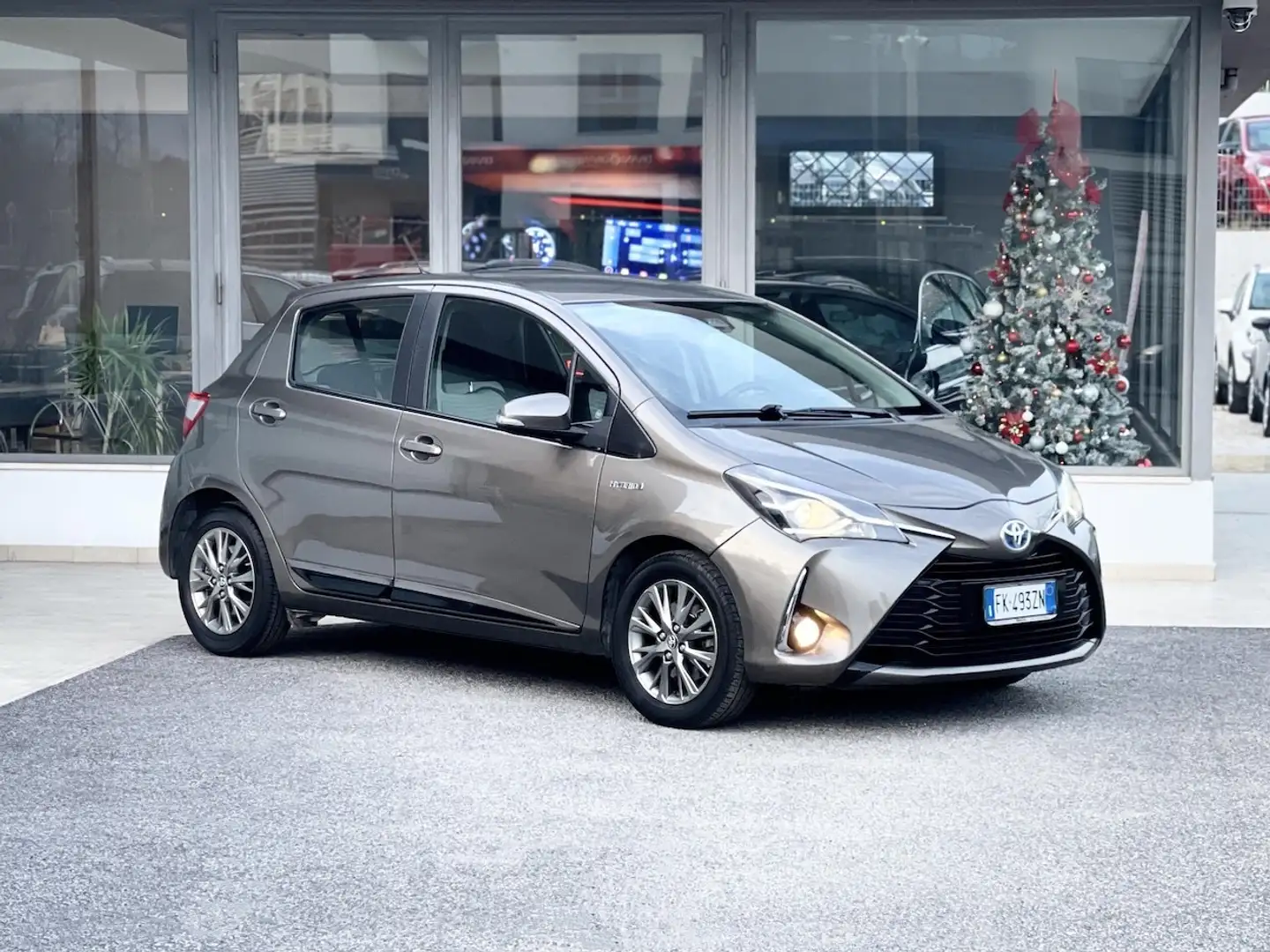 Toyota Yaris 1.5 Hybrid 73CV E6 Automatica Neo. - 2017 Bronze - 1