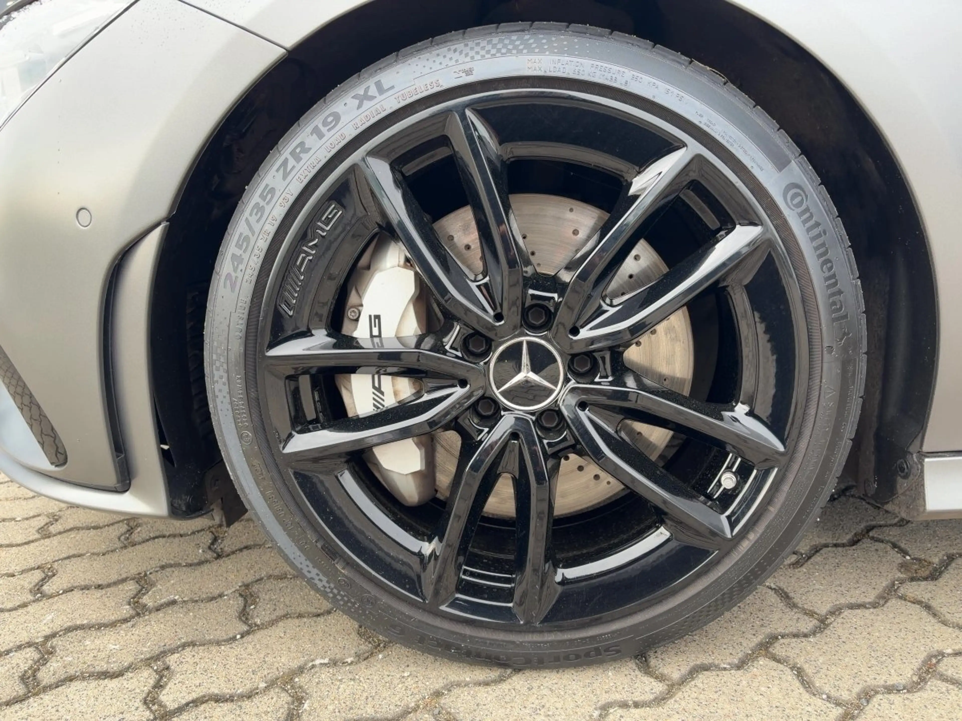 Mercedes-Benz CLA 35 AMG CLA 35 SB AMG+PANO+KEYGO+PERFSITZ.+360+ AMG Line — photo 12
