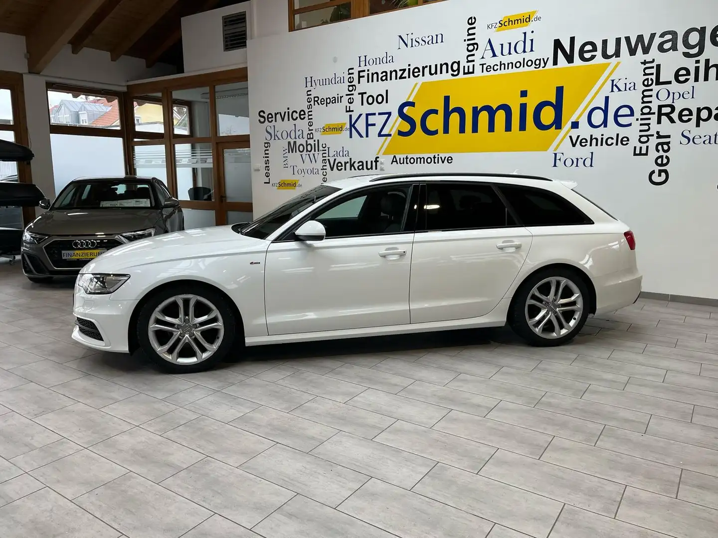 Audi A6 Avant 2.0 TDI S-line * Navi * Xenon * bijela - 2