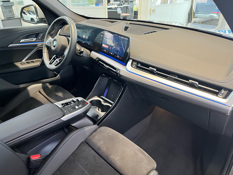 BMW X1 sDrive20d Inkl. €1.190 Zubehörbonus* M Sportpaket — photo 13