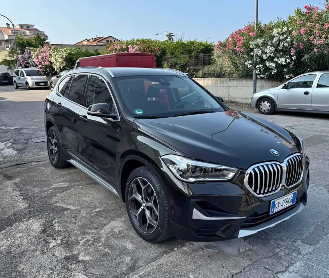 BMW X1 sdrive18i xLine 140cv - 1