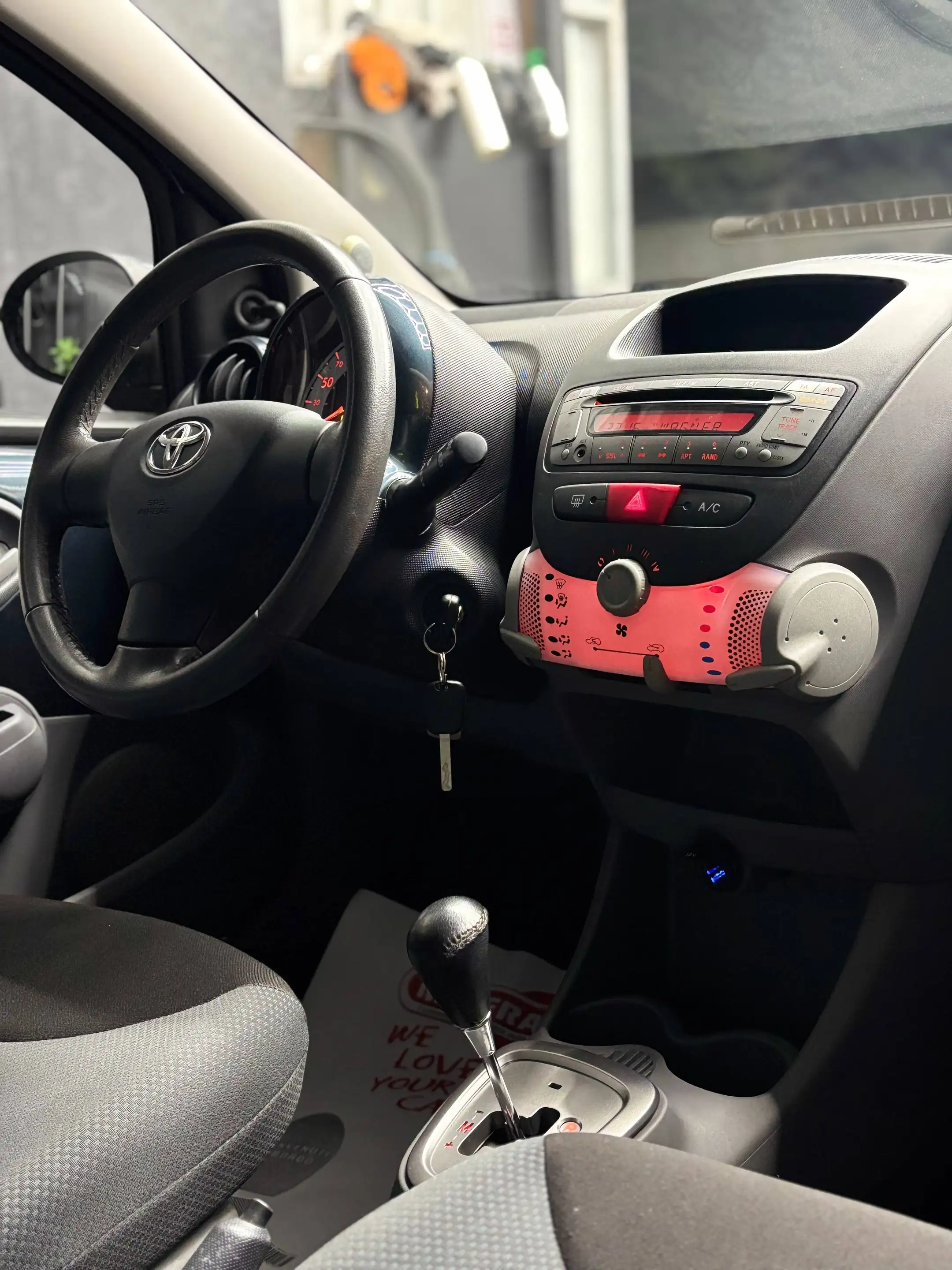 Toyota Aygo Aygo 1.0i VVT-i Toronto *Automatique*12 Mois garantie — photo 9