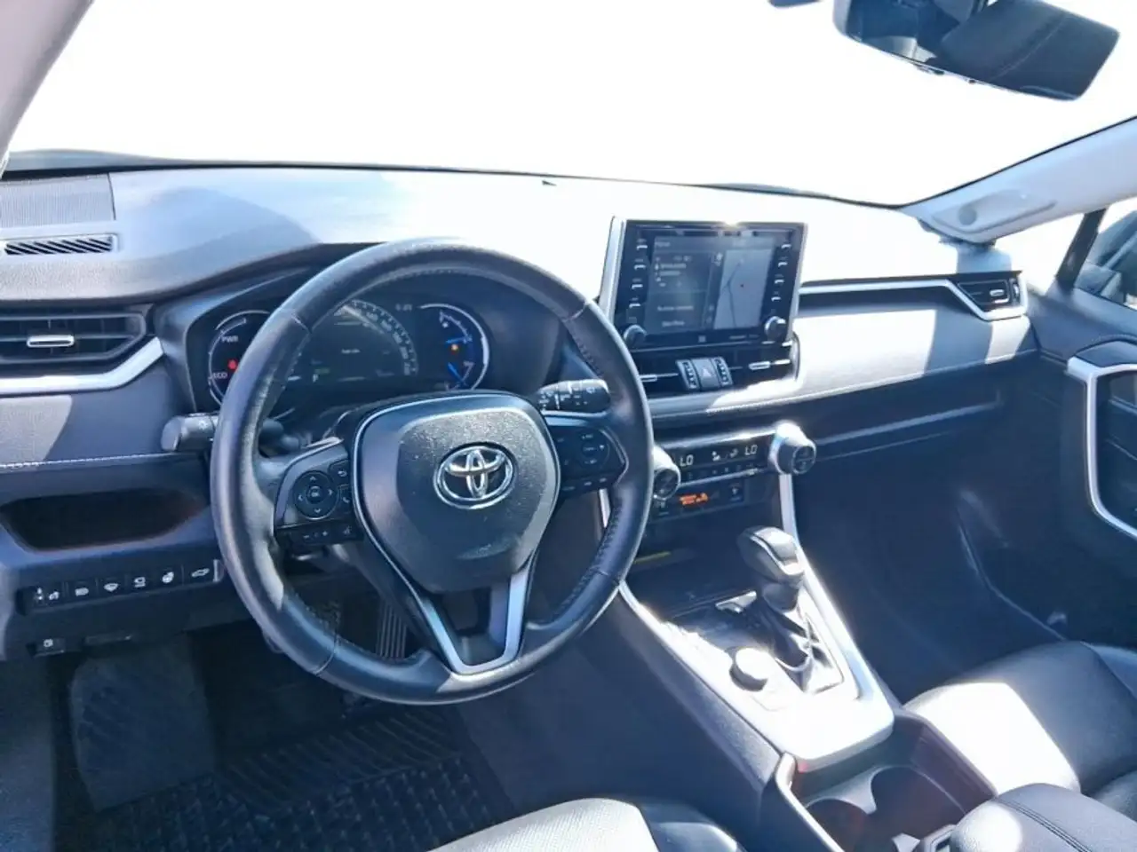 Toyota RAV 4 снимка Toyota RAV 4