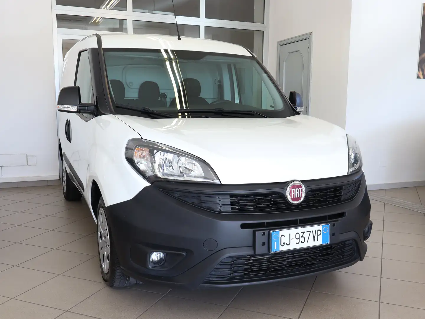 Fiat Doblo CARGO 1.6 MJET 105 CV LOUNGE 3 POSTI Bianco - 2