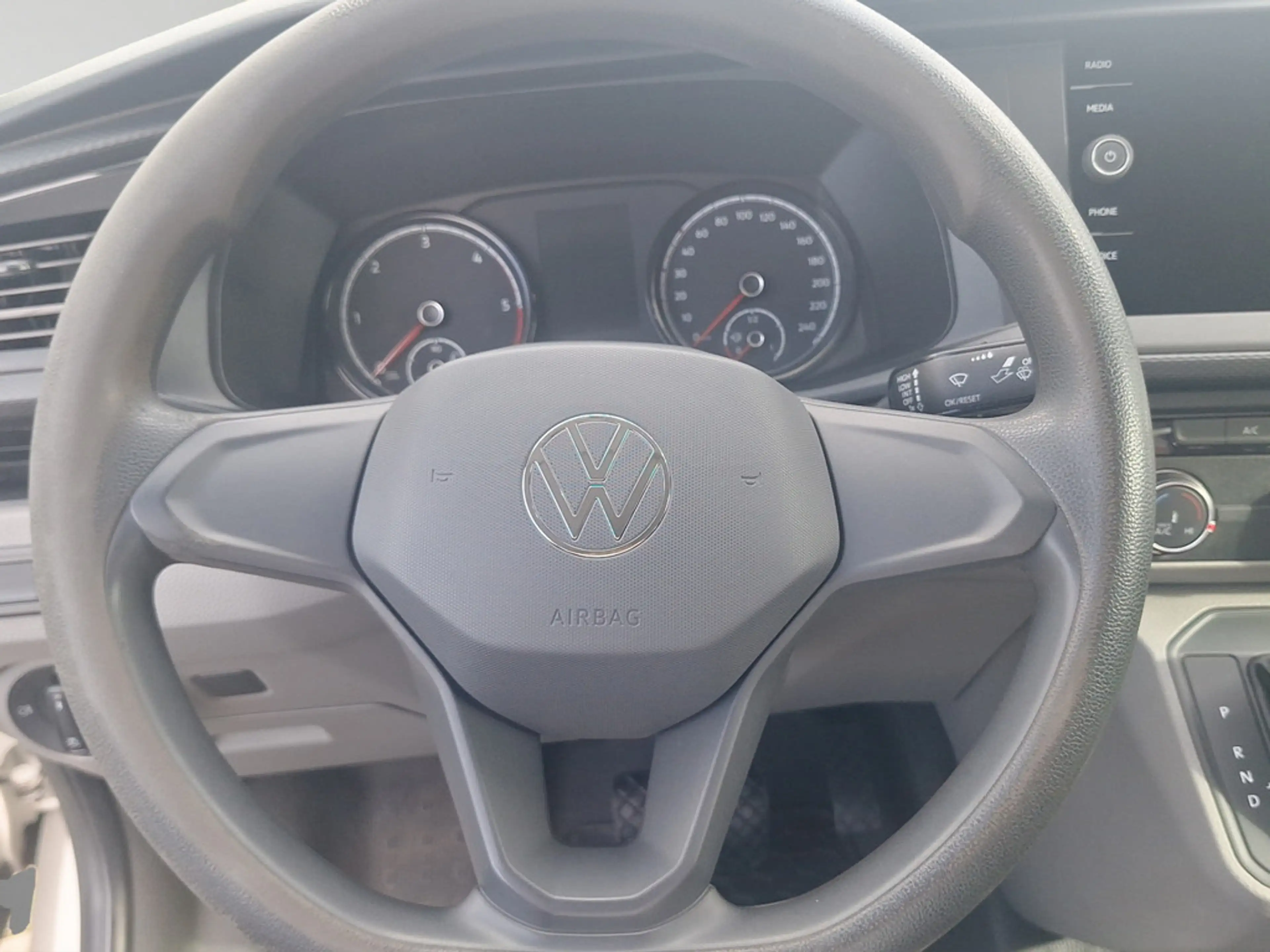 Volkswagen T6.1 Transporter Pritsche DoKa 2.0 TDI 4MOTION DSG Standheizung, AHK, — photo 14