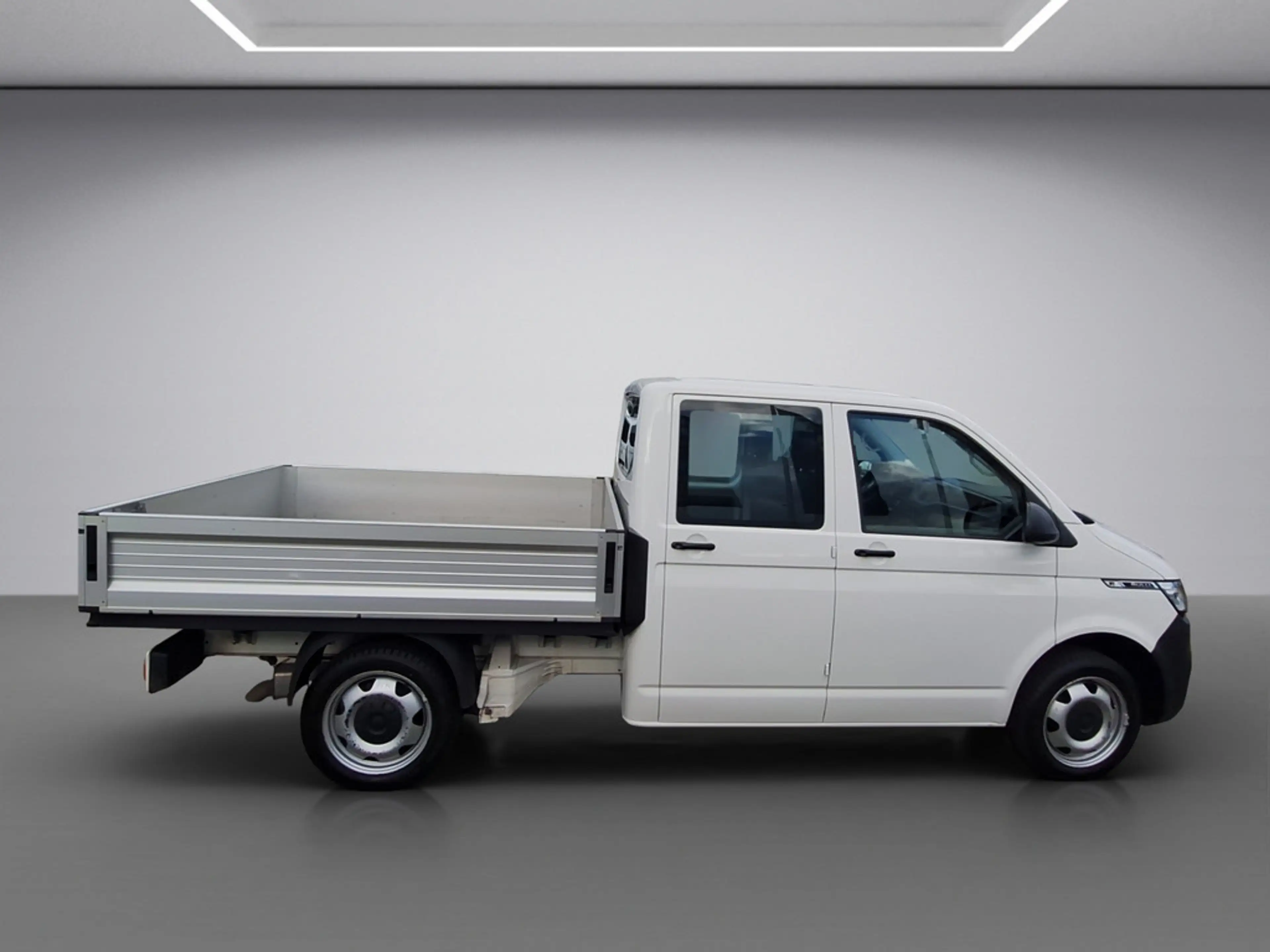 Volkswagen T6.1 Transporter Pritsche DoKa 2.0 TDI 4MOTION DSG Standheizung, AHK, — photo 8