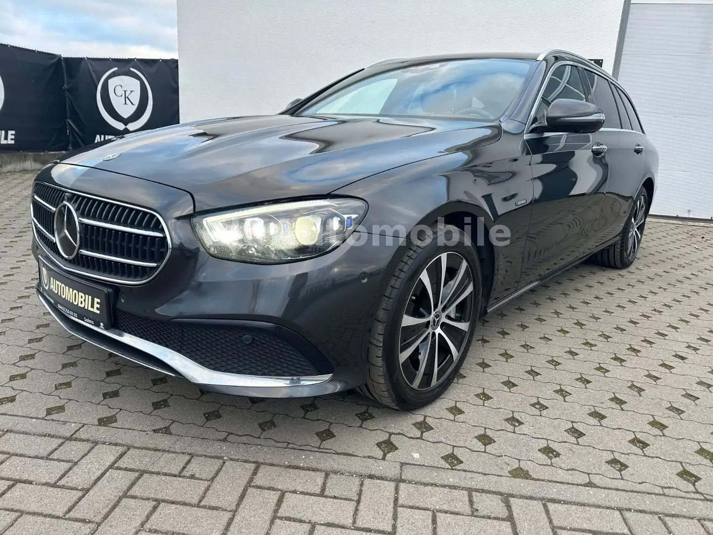 Mercedes-Benz E 300 de T 4Matic Avantgarde/Navi/360°Kam/LED/AHK Gris - 1