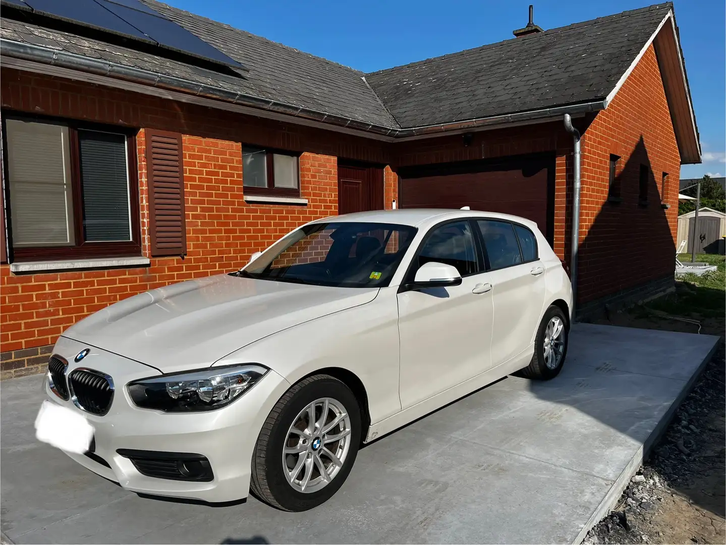 BMW 116 Hatch Wit - 2