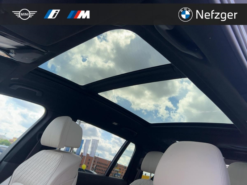 BMW X7 40D xDrive Pano H&K Massage Iconic Glow — photo 13