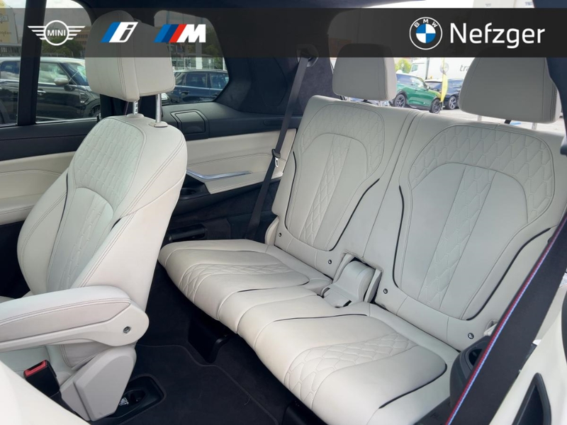 BMW X7 40D xDrive Pano H&K Massage Iconic Glow — photo 14