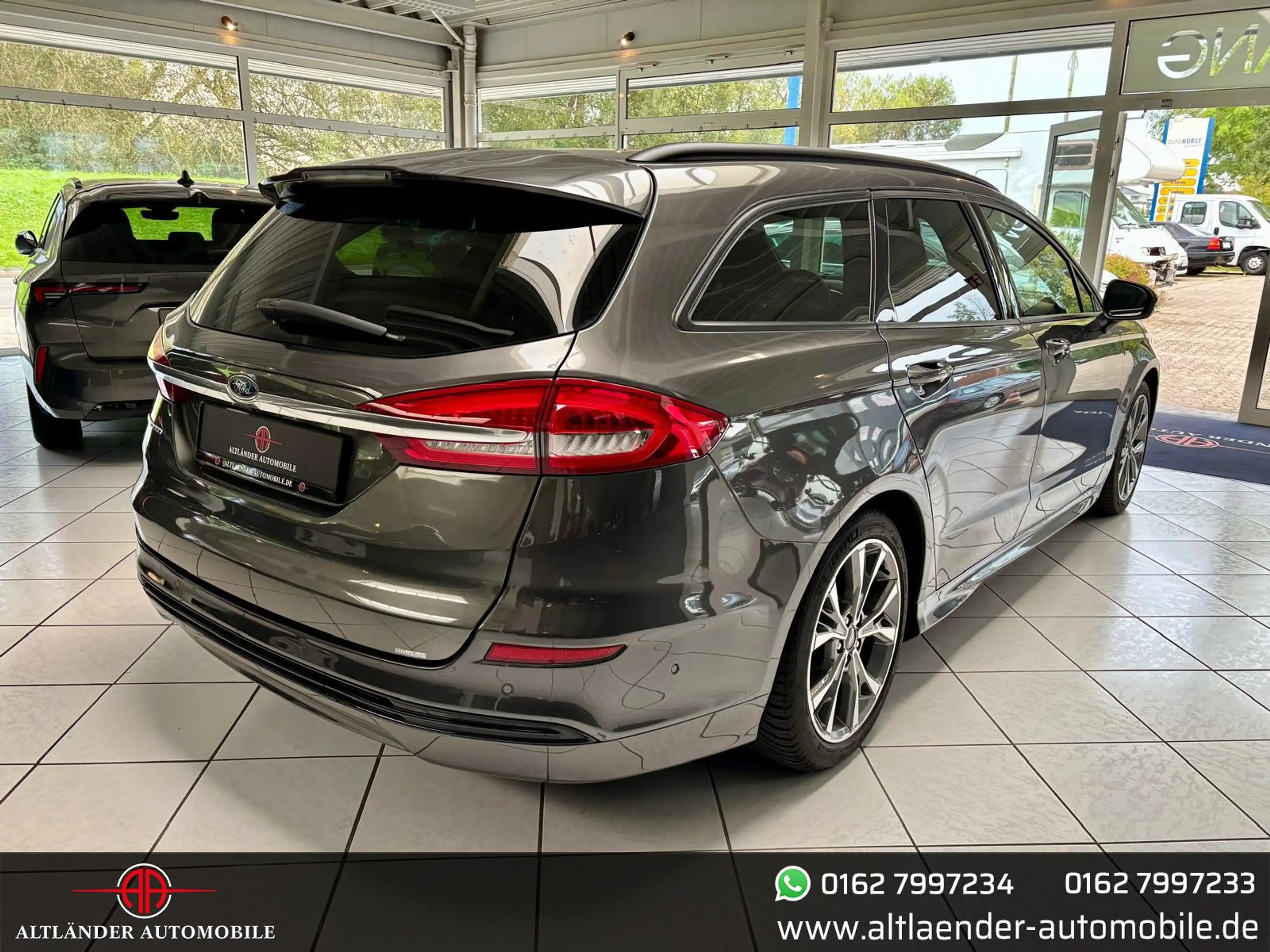 Ford Mondeo Turnier 2.0 TDCi Aut. ST-Line*LED*AHK* — photo 8