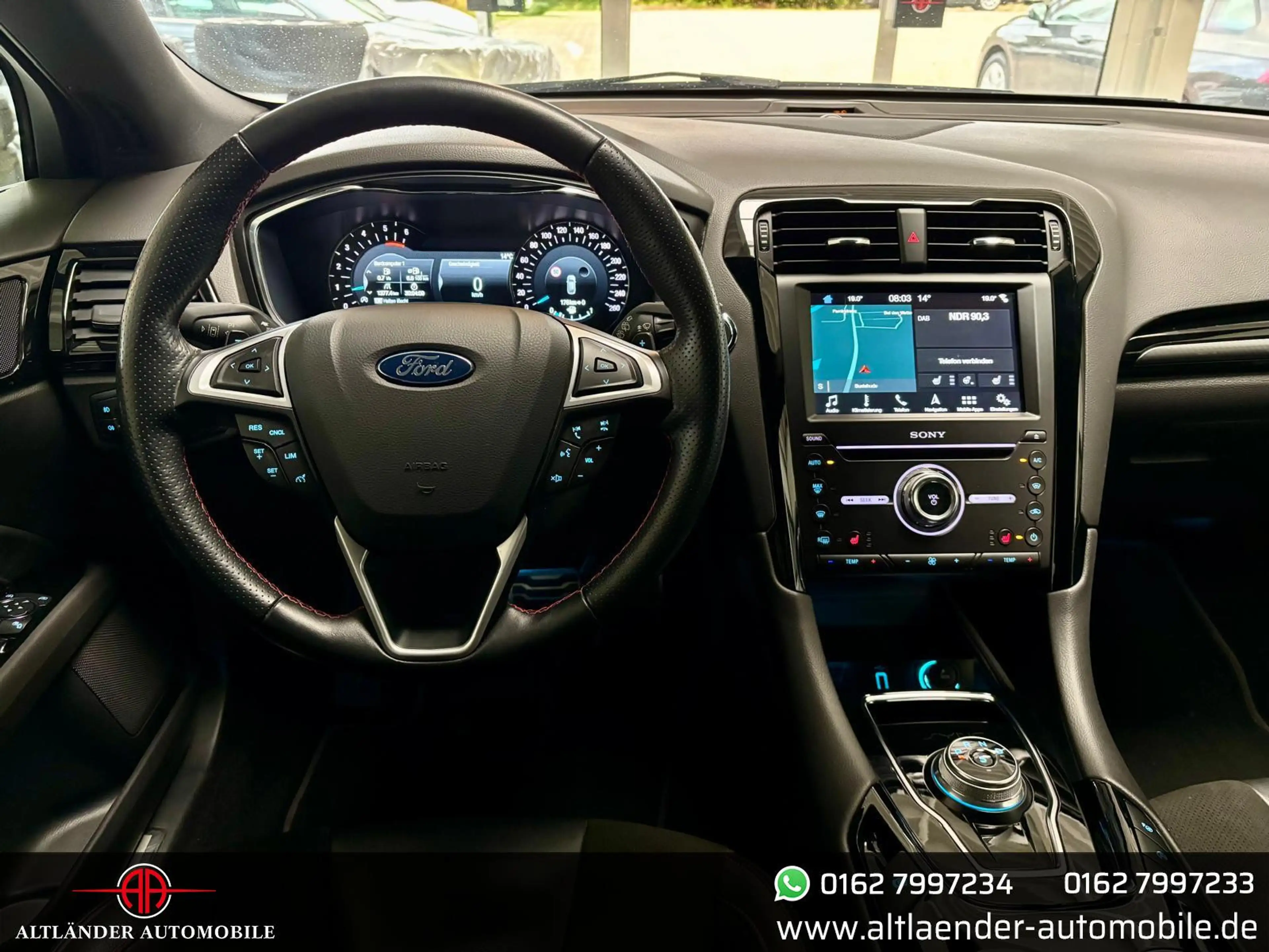 Ford Mondeo Turnier 2.0 TDCi Aut. ST-Line*LED*AHK* — photo 10