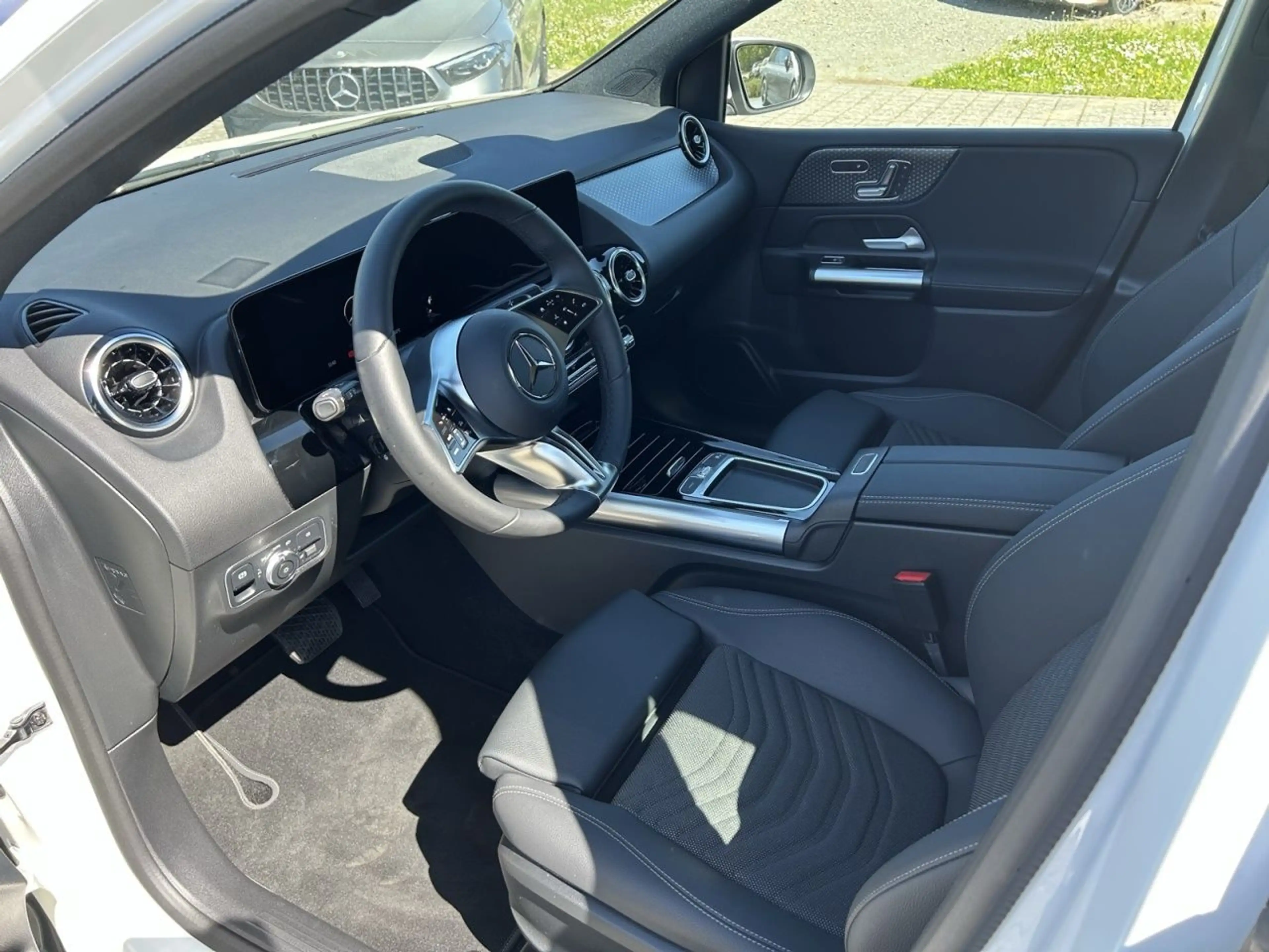 Mercedes-Benz B 220 d PROGRESSIVE+FAHRASSIST+TOTW+DISTRONIC — photo 12