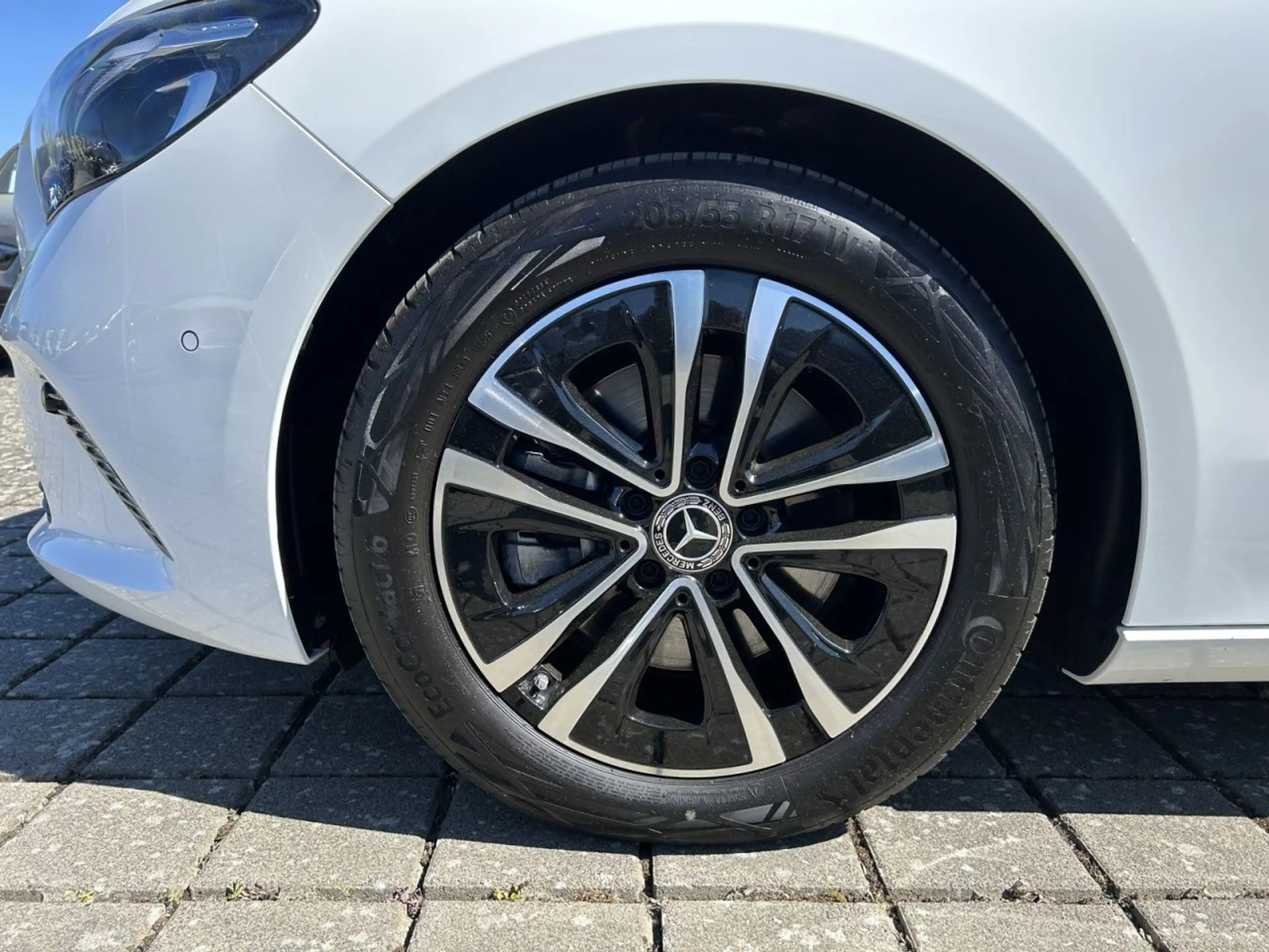 Mercedes-Benz B 220 d PROGRESSIVE+FAHRASSIST+TOTW+DISTRONIC — photo 11