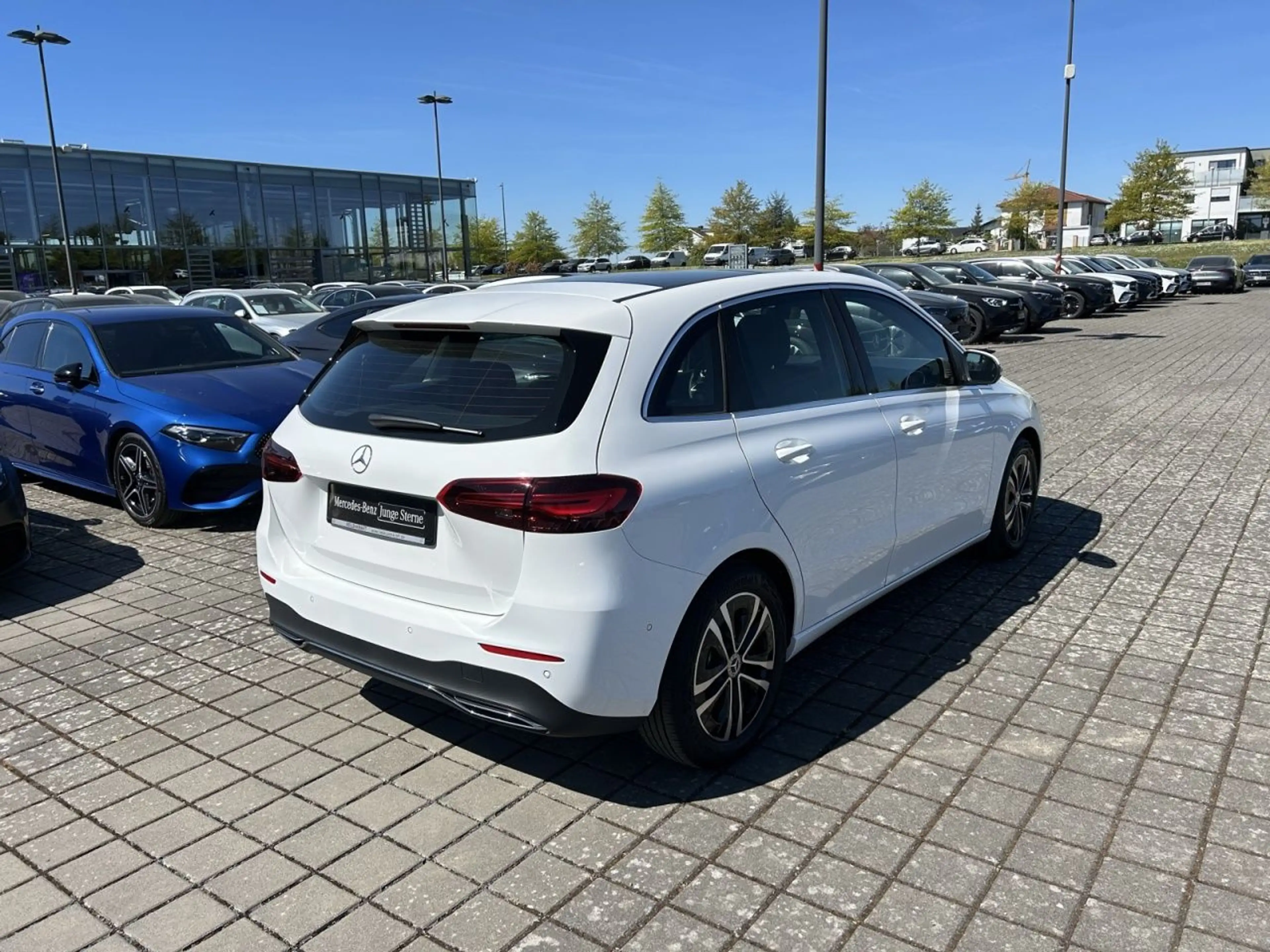 Mercedes-Benz B 220 d PROGRESSIVE+FAHRASSIST+TOTW+DISTRONIC — photo 6