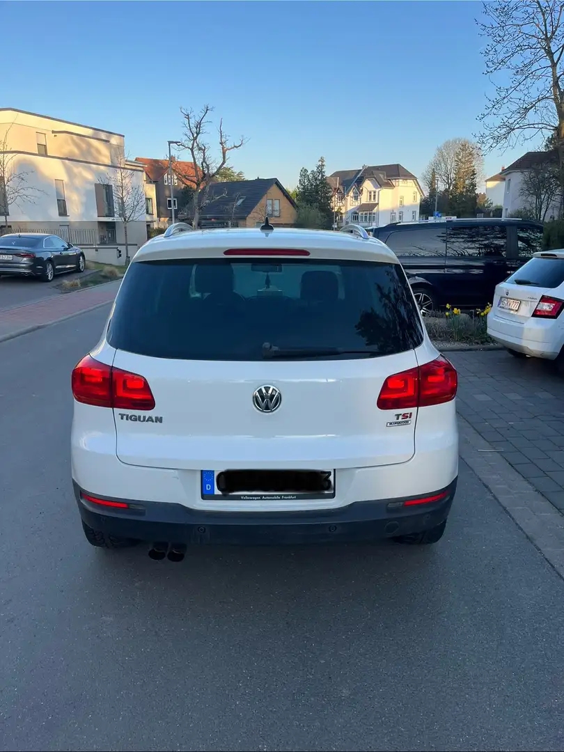 Volkswagen Tiguan Lounge Sport & Style BMT Weiß - 2