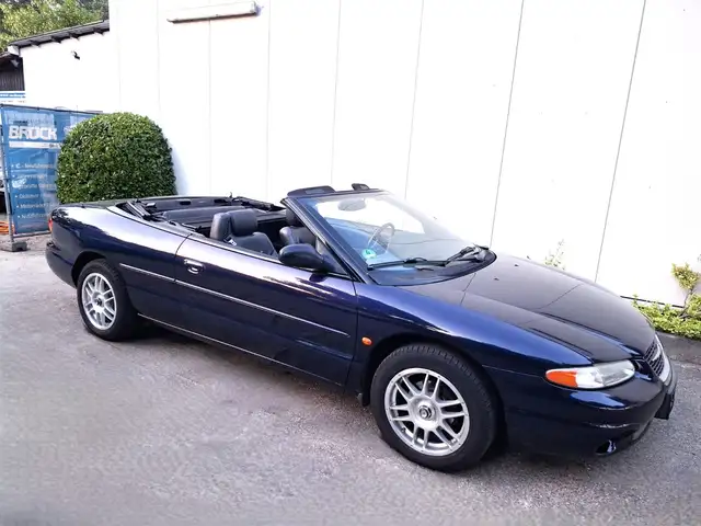Chrysler Stratus 2.5 LX Cabrio Autom. sehr guter Zustand